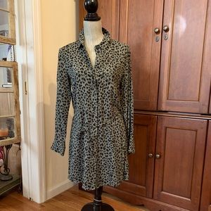H&M Divided animal print shirt dress sz 8